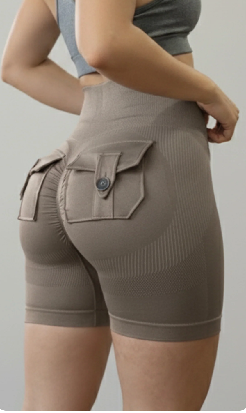 Short Sculpt-Flow: Edición con Bolsillo Posterior